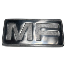 Carregar imagem no visualizador da galeria, 1876198 / 3149724 - KIT GRADE DIANTEIRA COM EMBLEMA MASSEY